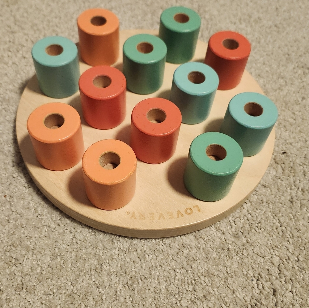 Colorful Wooden Peg Toy
